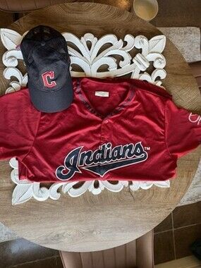 Cleveland Indian Hat And Jersey Combo Bundle Size XL